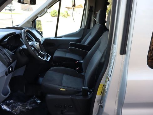 Used 2018 Ford Transit 350 XL RWD image 19