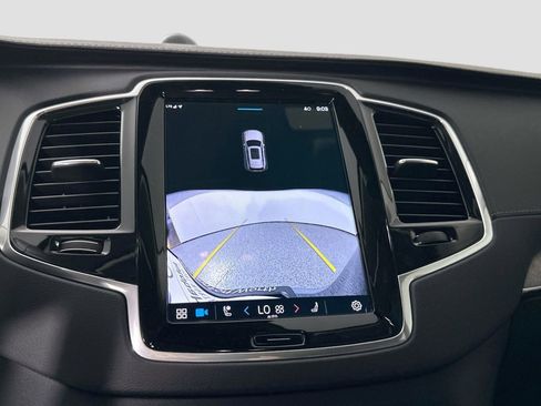 New 2025 Volvo XC90 B6 Ultra w/ Protection Package Premier image 12