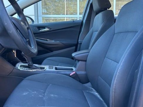 Used 2017 Chevrolet Cruze LS image 6