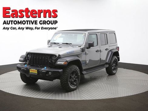 Used 2023 Jeep Wrangler Unlimited w/ Sun & Screen Package image 62