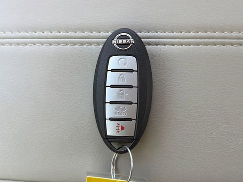 Used 2024 Nissan Altima 2.5 SL FWD image 32