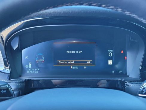 Used 2025 Lincoln Corsair FWD w/ Equipment Group 101A image 28