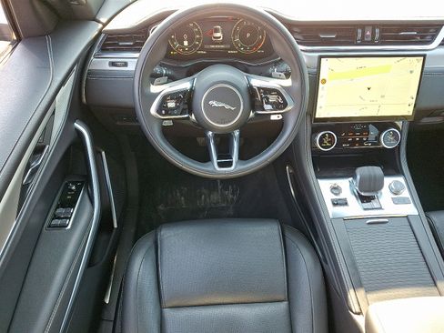 Used 2026 Jaguar F-PACE R-Dynamic S AWD/4WD image 4