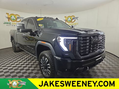 Used 2024 GMC Sierra 2500 Denali Ultimate image 1