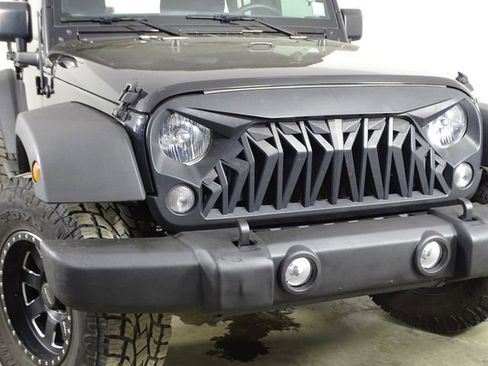 Used 2016 Jeep Wrangler Unlimited Sport image 35