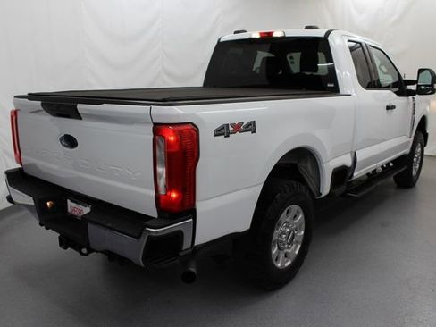 Used 2024 Ford F250 XLT w/ Snow Plow Prep Package AWD/4WD image 9