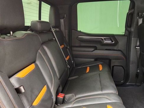 Used 2022 GMC Sierra 1500 AT4 w/ AT4 Premium Package AWD/4WD image 22