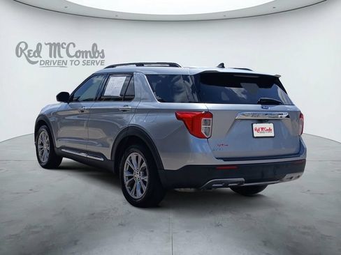 Used 2022 Ford Explorer XLT w/ Equipment Group 202A RWD image 3