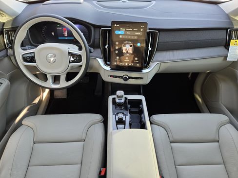 New 2026 Volvo XC90 B6 Ultra w/ Protection Package AWD/4WD image 30