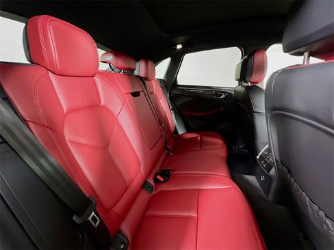 New 2026 Porsche Macan S image 29