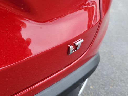 New 2026 Chevrolet Trax LT w/ Sunroof Package image 5