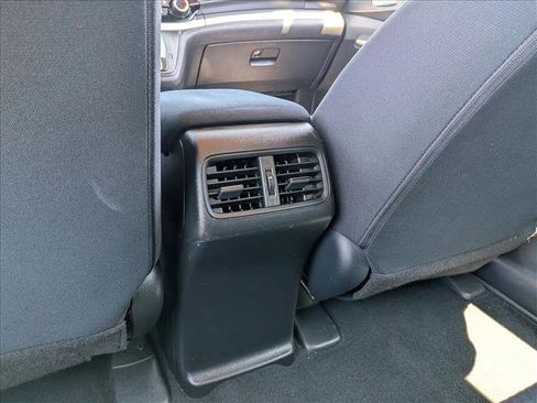 Used 2016 Honda CR-V LX image 23