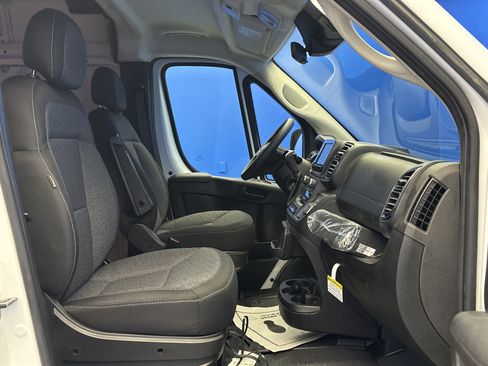 Used 2024 RAM ProMaster 2500 image 19