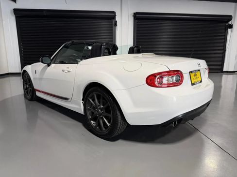 Used 2015 MAZDA MX-5 Miata Club RWD image 6