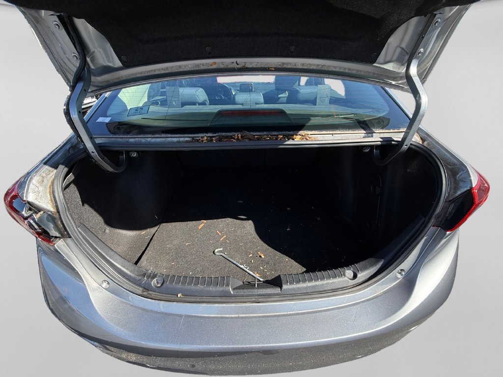 Used 2015 MAZDA MAZDA3 i Sport FWD image 30
