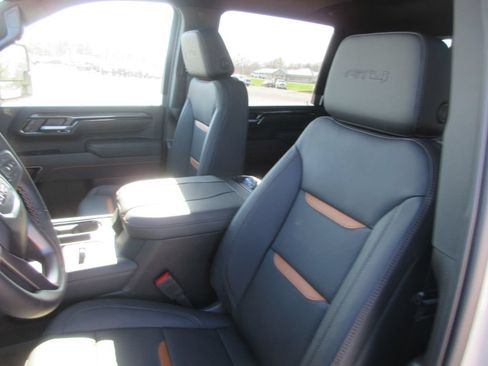 New 2026 GMC Sierra 3500 AT4 w/ AT4 Premium Plus Package AWD/4WD image 16