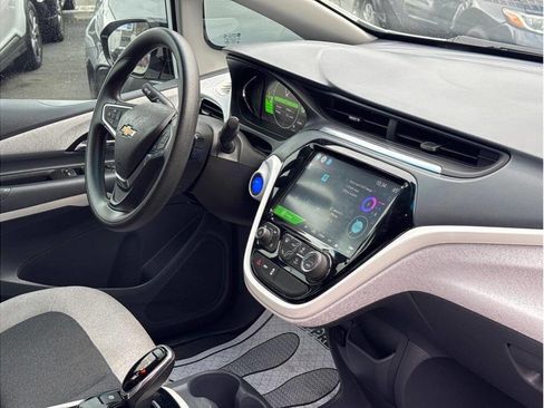 Used 2020 Chevrolet Bolt LT image 5