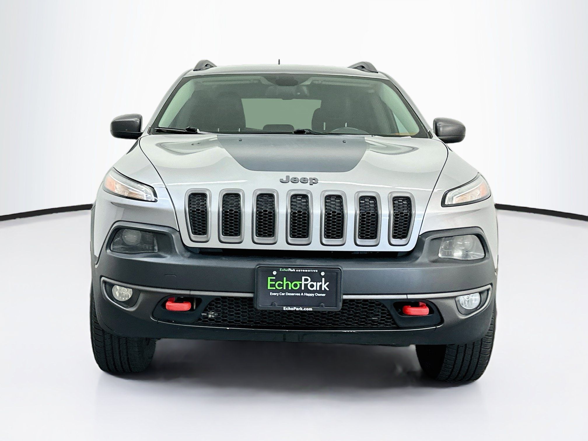 Used 2015 Jeep Cherokee Trailhawk w/ Comfort/Convenience Group AWD/4WD image 2