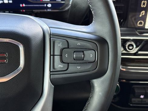 Used 2025 GMC Sierra 1500 Elevation image 36