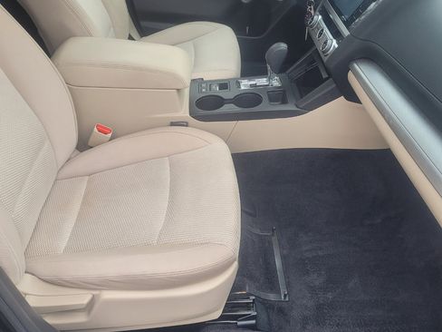 Used 2015 Subaru Outback 2.5i Premium image 27