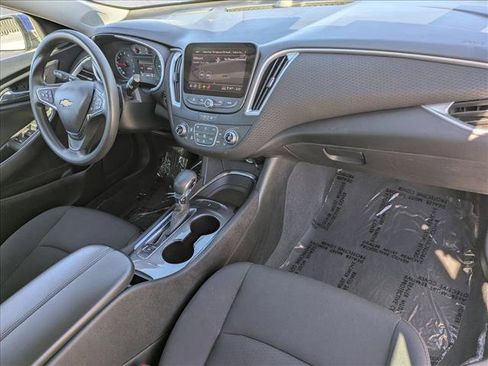 Used 2023 Chevrolet Malibu LT image 21