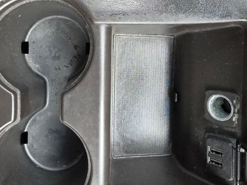 Used 2015 GMC Yukon SLT w/ HD Trailering Package image 19