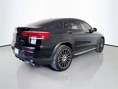 Used 2021 Mercedes-Benz GLC 300 4MATIC Coupe image 5