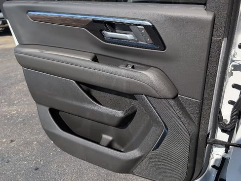 New 2026 Chevrolet Suburban LS w/ Max Trailering Package image 10