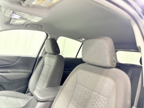 Used 2023 Chevrolet Equinox LT image 16