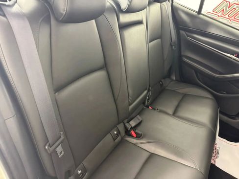 Used 2023 MAZDA MAZDA3 s image 34