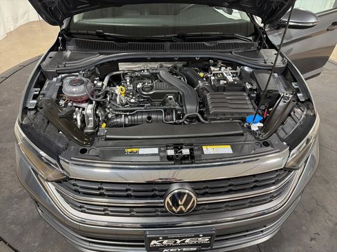 Used 2023 Volkswagen Jetta SEL image 37