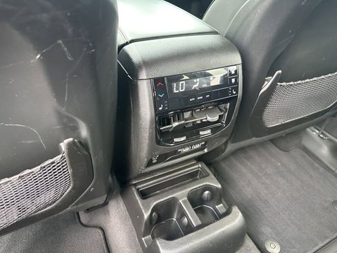 Used 2021 Jeep Grand Cherokee L Limited image 21