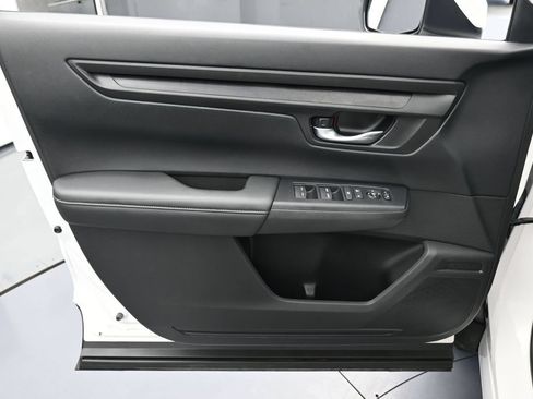 Used 2024 Honda CR-V EX image 13