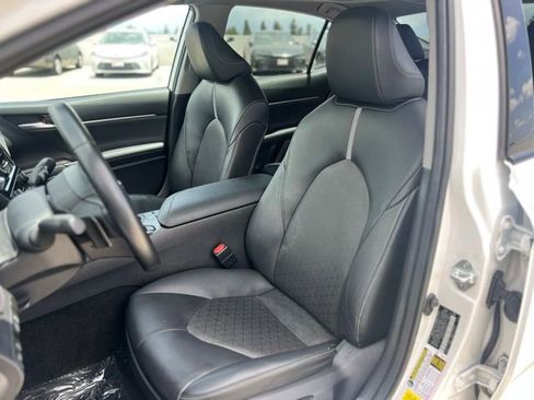 Used 2023 Toyota Camry XSE FWD image 16