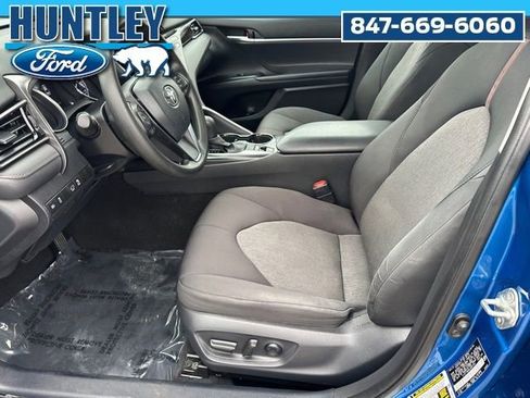 Used 2020 Toyota Camry LE w/ Cold Weather Package image 15