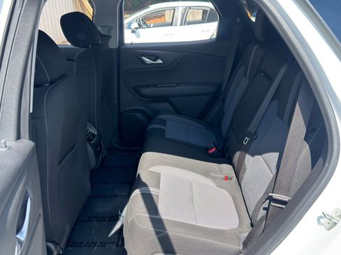 Used 2023 Chevrolet Blazer LT FWD image 37