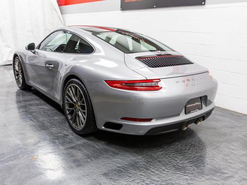 Used 2018 Porsche 911 Carrera S w/ Sport Package image 8