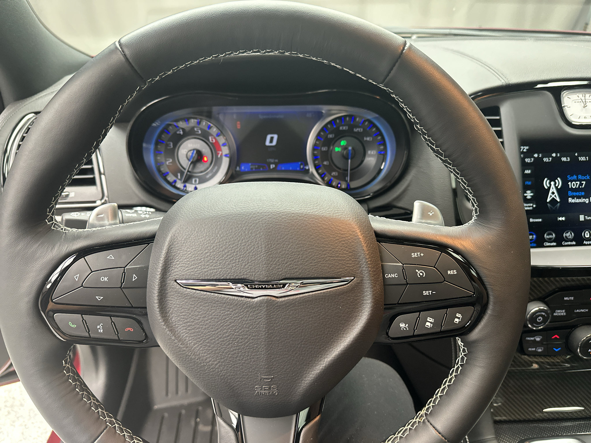 Used 2023 Chrysler 300 C RWD image 10