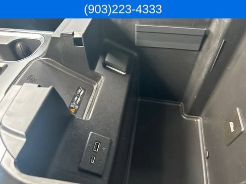 Used 2022 Chevrolet Silverado 1500 LTZ w/ LTZ Premium Package AWD/4WD image 32