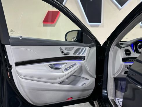 Used 2016 Mercedes-Benz S 550 S 550 Sedan 4D image 10
