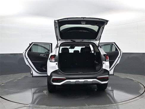 Used 2024 Kia Sportage EX image 32