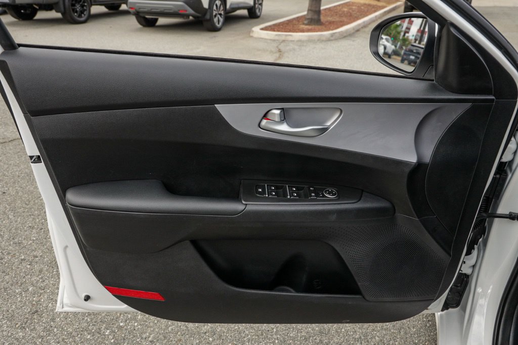 Used 2024 Kia Forte LXS FWD image 14