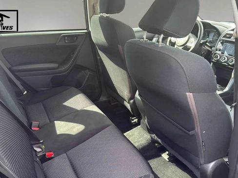 Used 2018 Subaru Forester 2.5i Premium AWD/4WD image 12