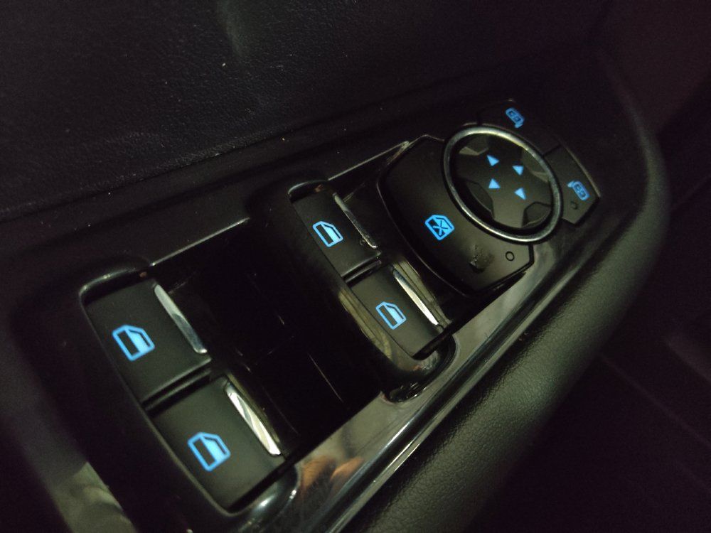 Used 2016 Ford Edge SEL w/ Equipment Group 201A AWD/4WD image 27