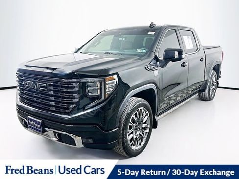 Used 2025 GMC Sierra 1500 Denali Ultimate AWD/4WD image 3