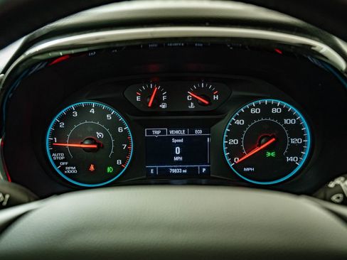 Used 2020 Chevrolet Traverse LT FWD image 21