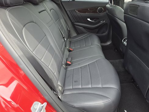Used 2019 Mercedes-Benz GLC 300 image 27