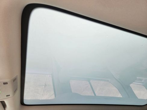 New 2025 Volkswagen ID. Buzz 1st Edition RWD image 20