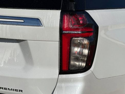 Certified 2024 Chevrolet Suburban Premier image 36