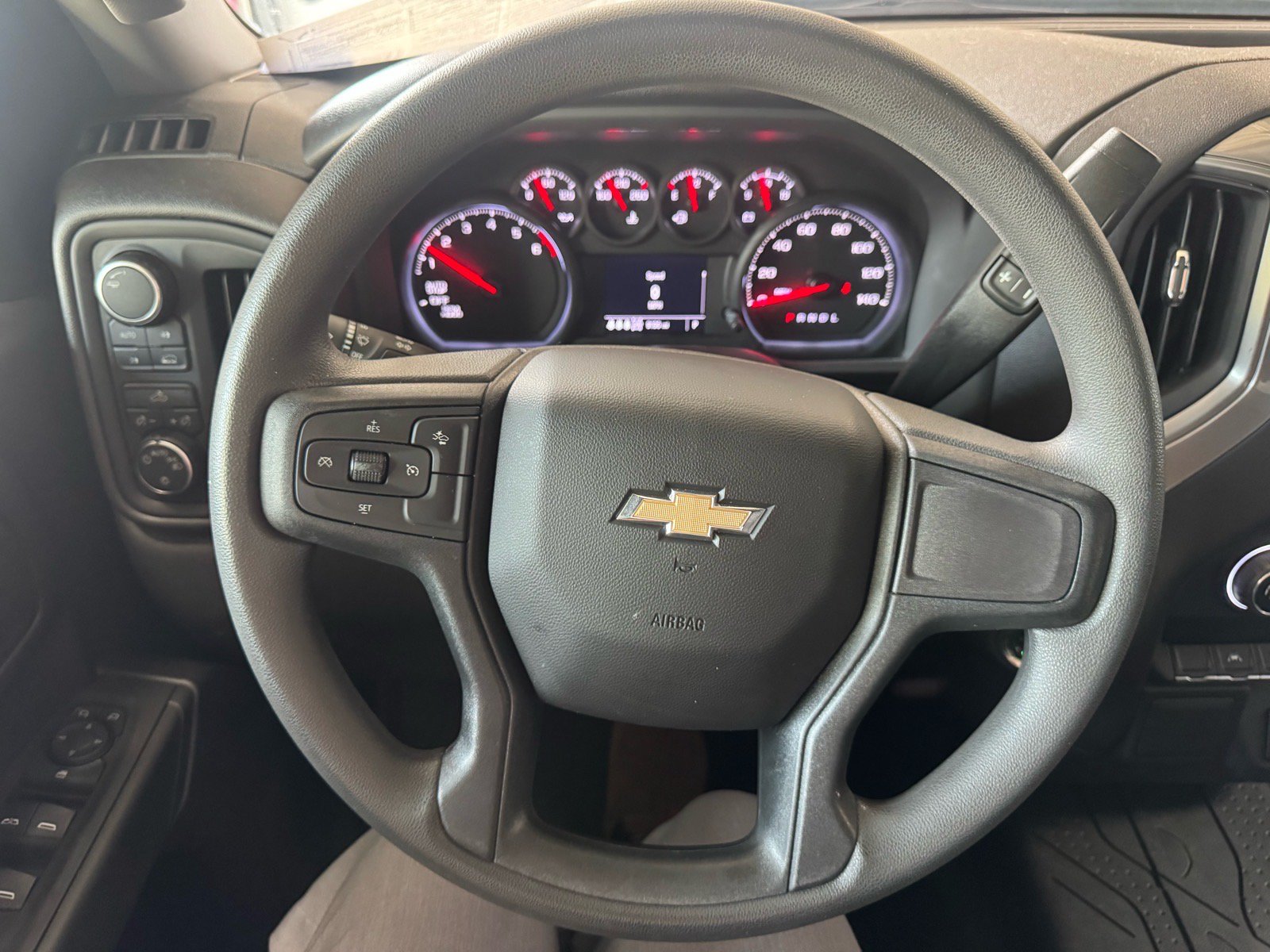 Used 2025 Chevrolet Silverado 1500 Custom w/ Turbomax Blackout Package AWD/4WD image 25